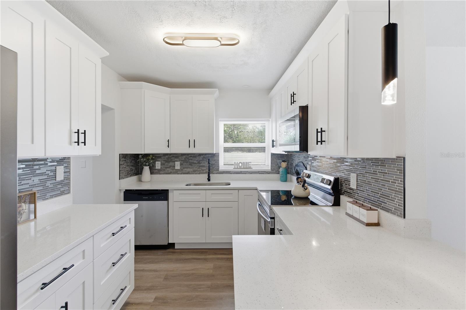 923 1ST AVE NW, LARGO, FL, 33770