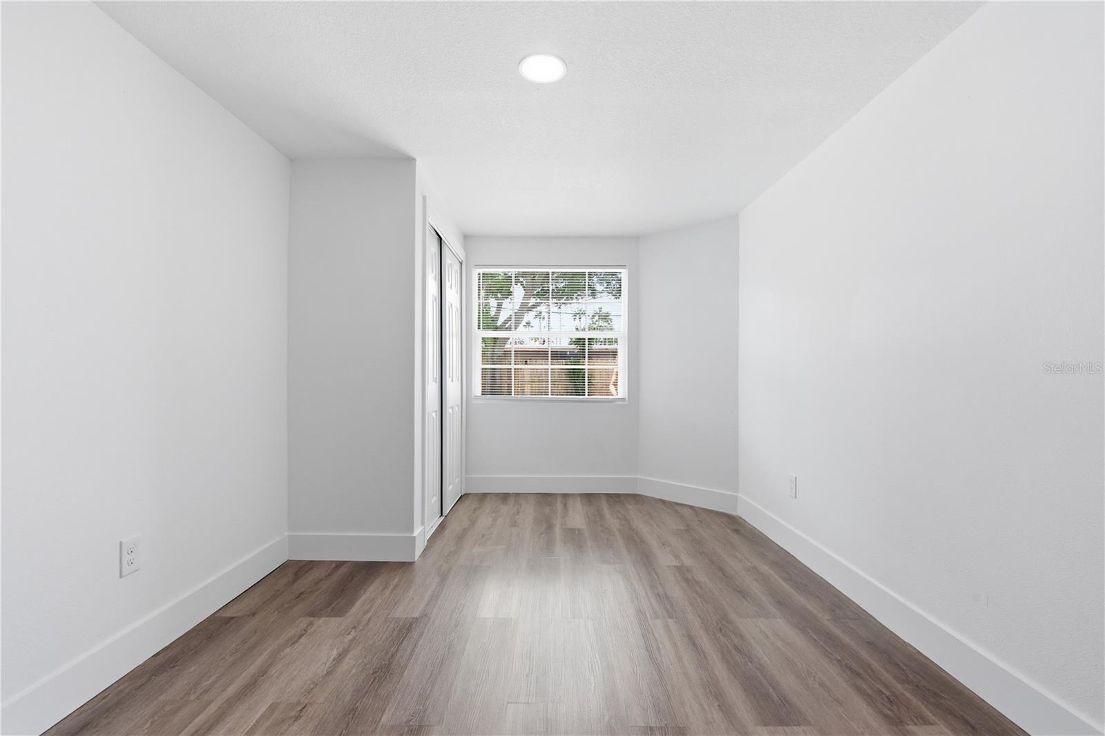 923 1ST AVE NW, LARGO, FL, 33770