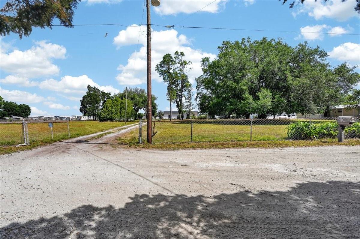 37327 STANFORD AVE, ZEPHYRHILLS, FL, 33541