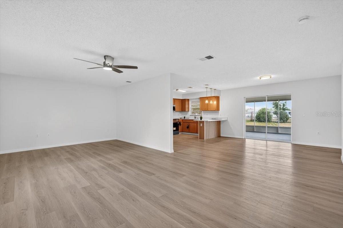 37327 STANFORD AVE, ZEPHYRHILLS, FL, 33541