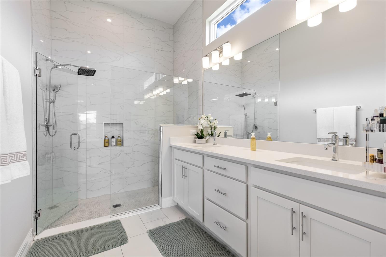 819 LILIANA DR, DELAND, FL, 32724