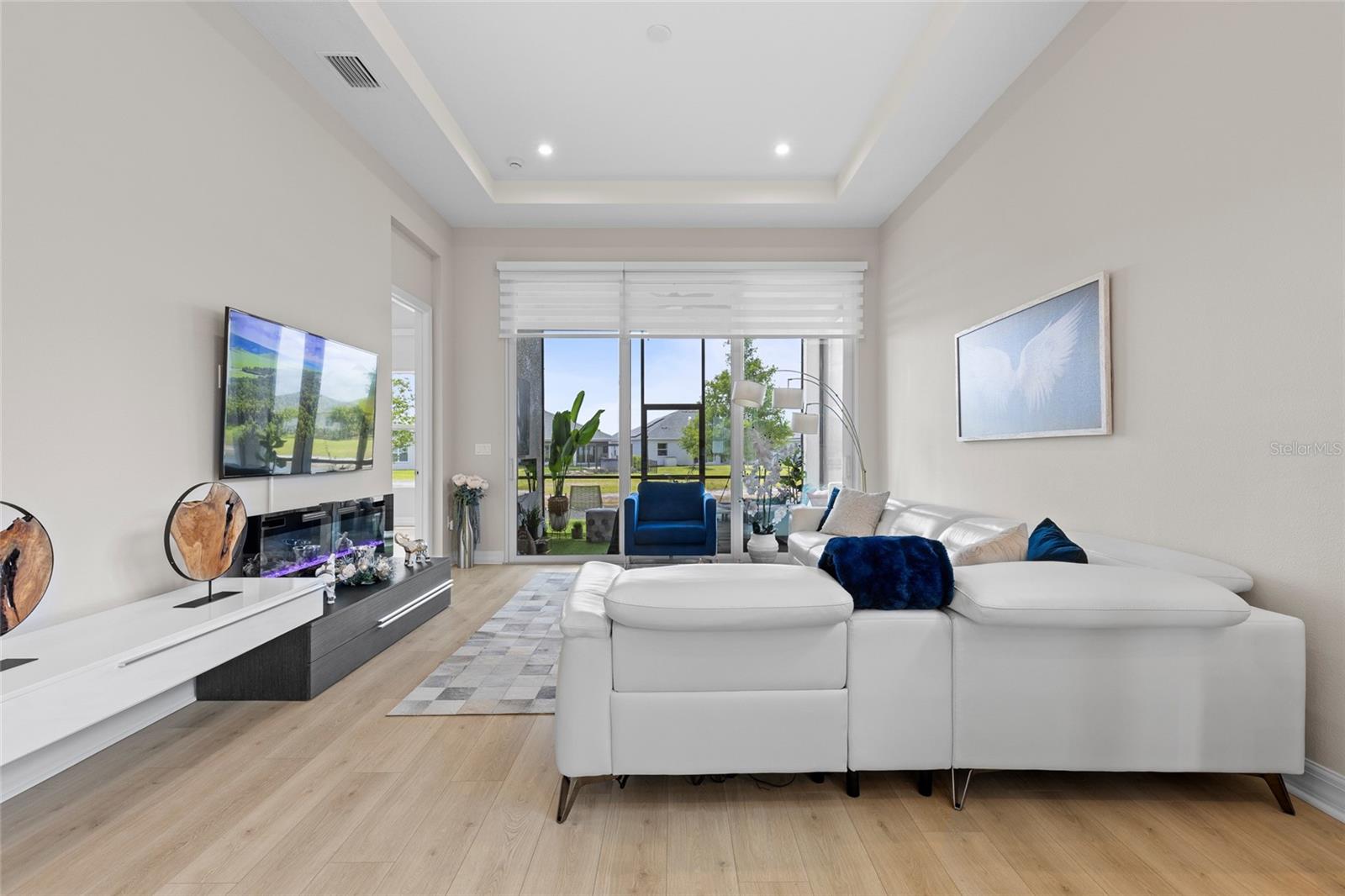 819 LILIANA DR, DELAND, FL, 32724