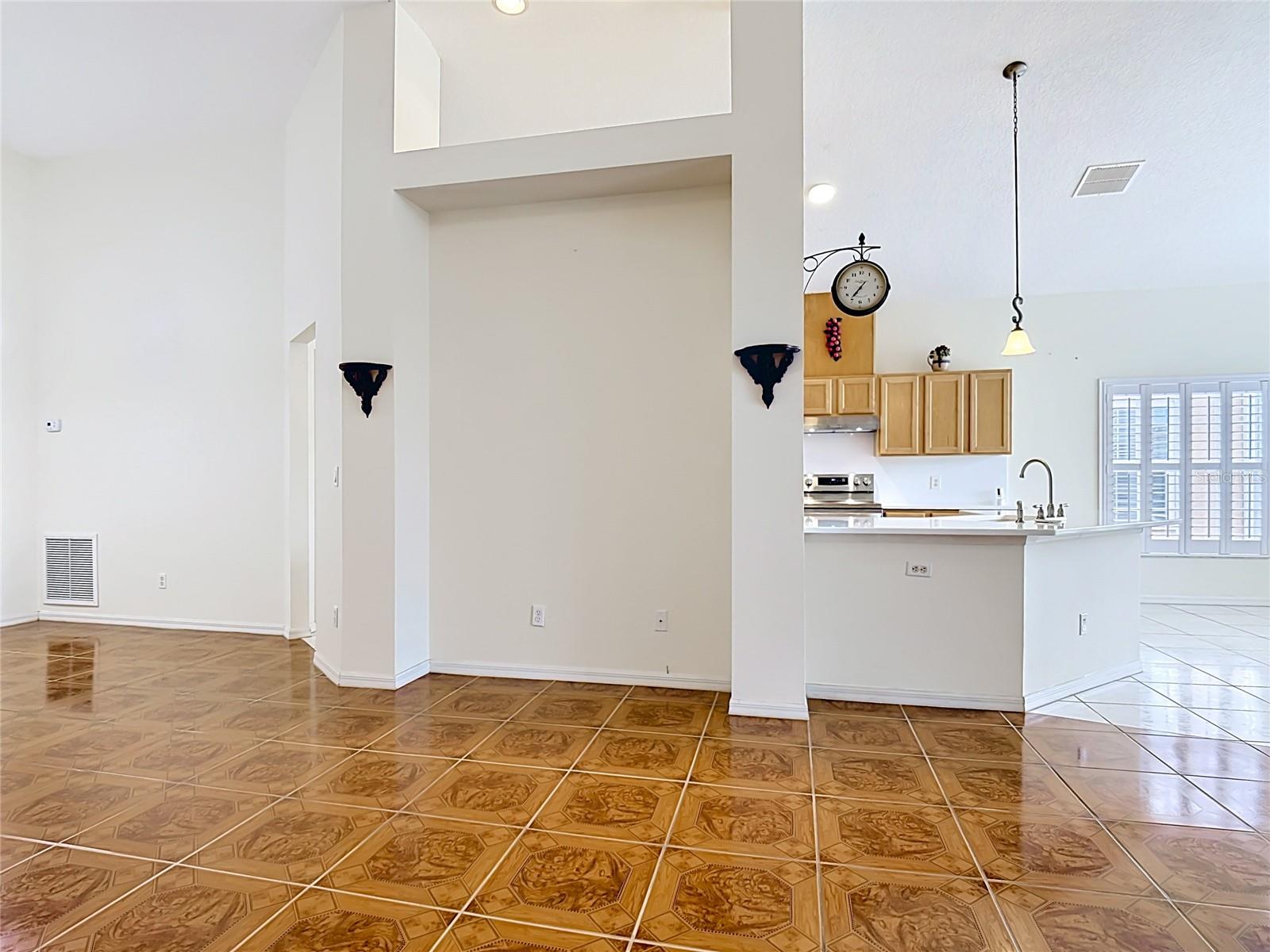 322 HIGH VISTA DR, DAVENPORT, FL, 33837