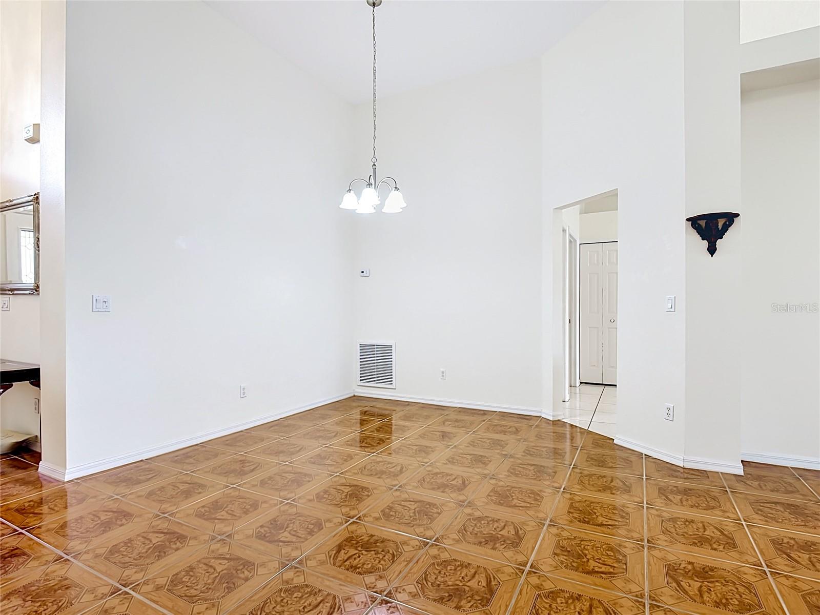 322 HIGH VISTA DR, DAVENPORT, FL, 33837