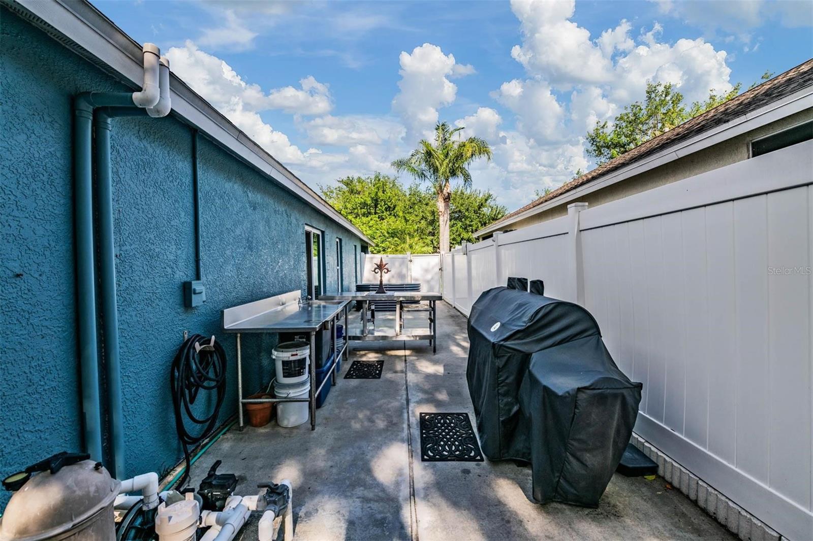 1686 OAK SPRING DR, TARPON SPRINGS, FL, 34689