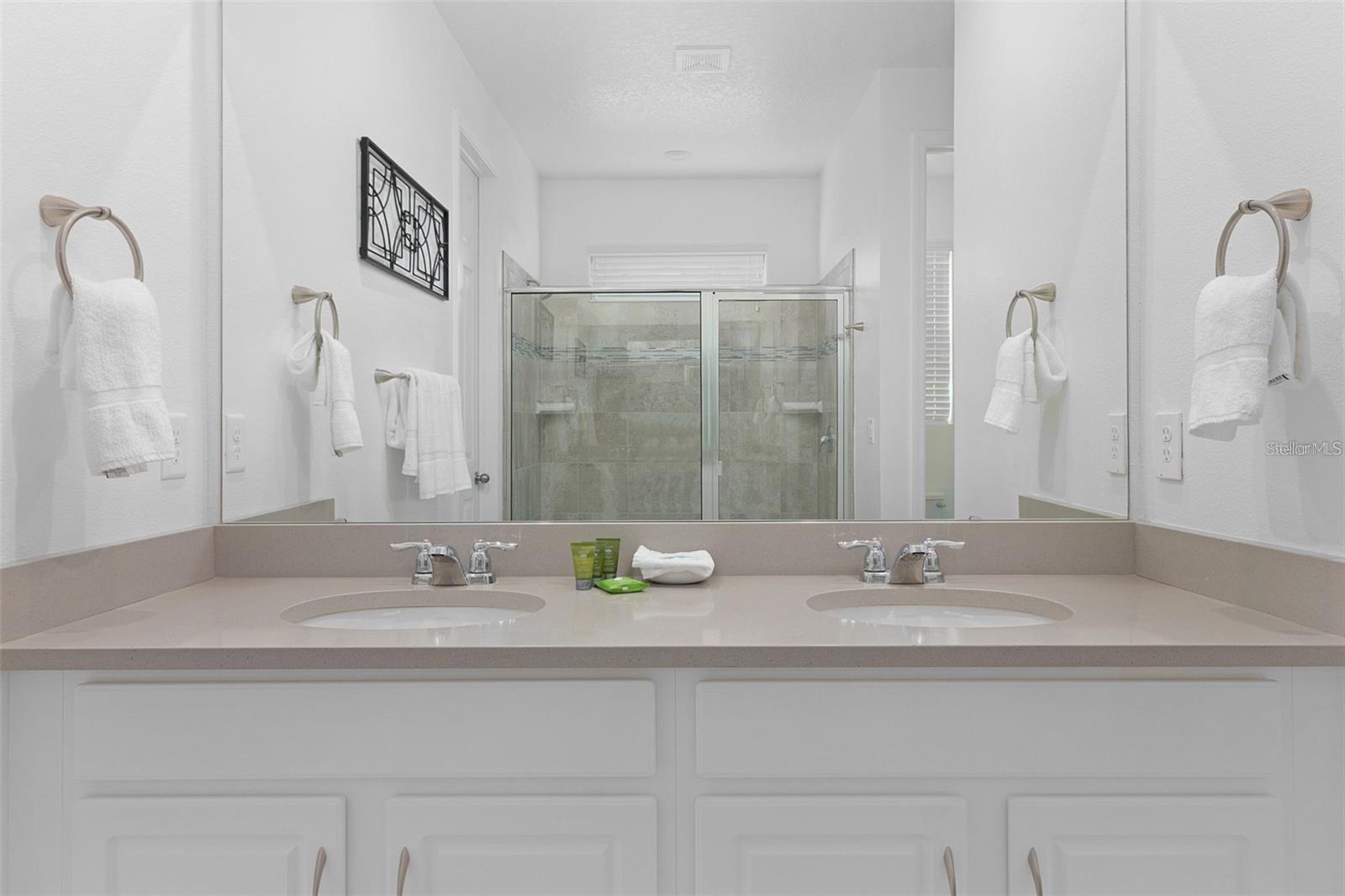 8904 CAROLINE BAY CT, KISSIMMEE, FL, 34747