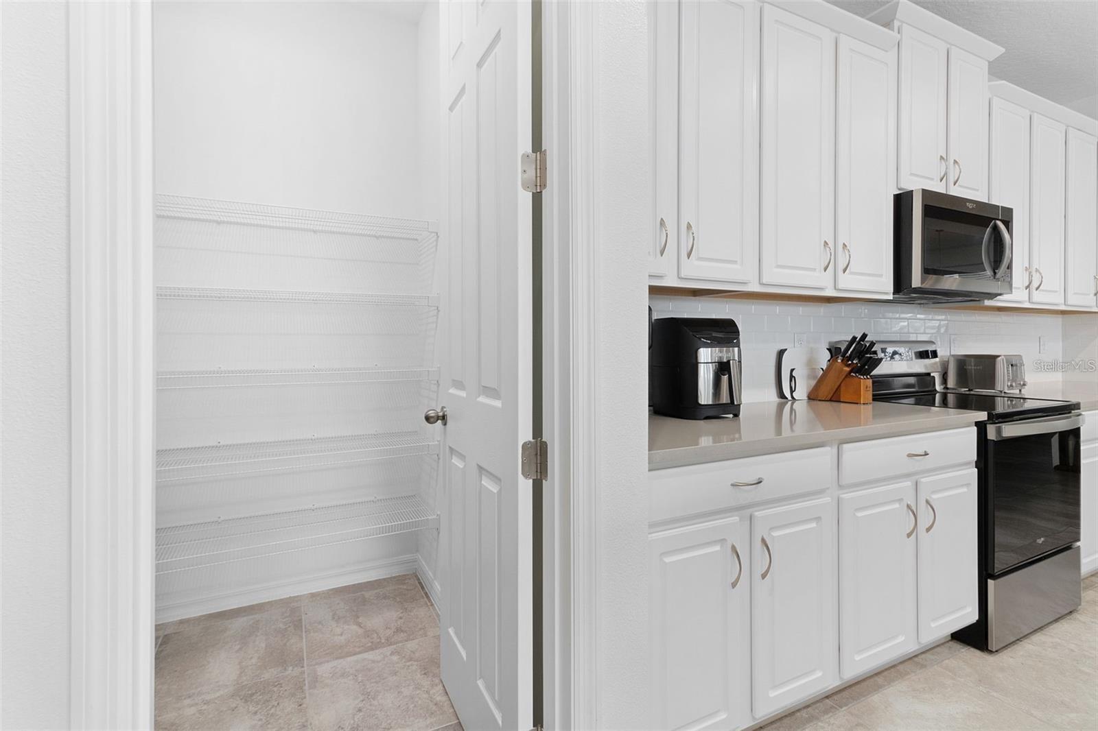 8904 CAROLINE BAY CT, KISSIMMEE, FL, 34747