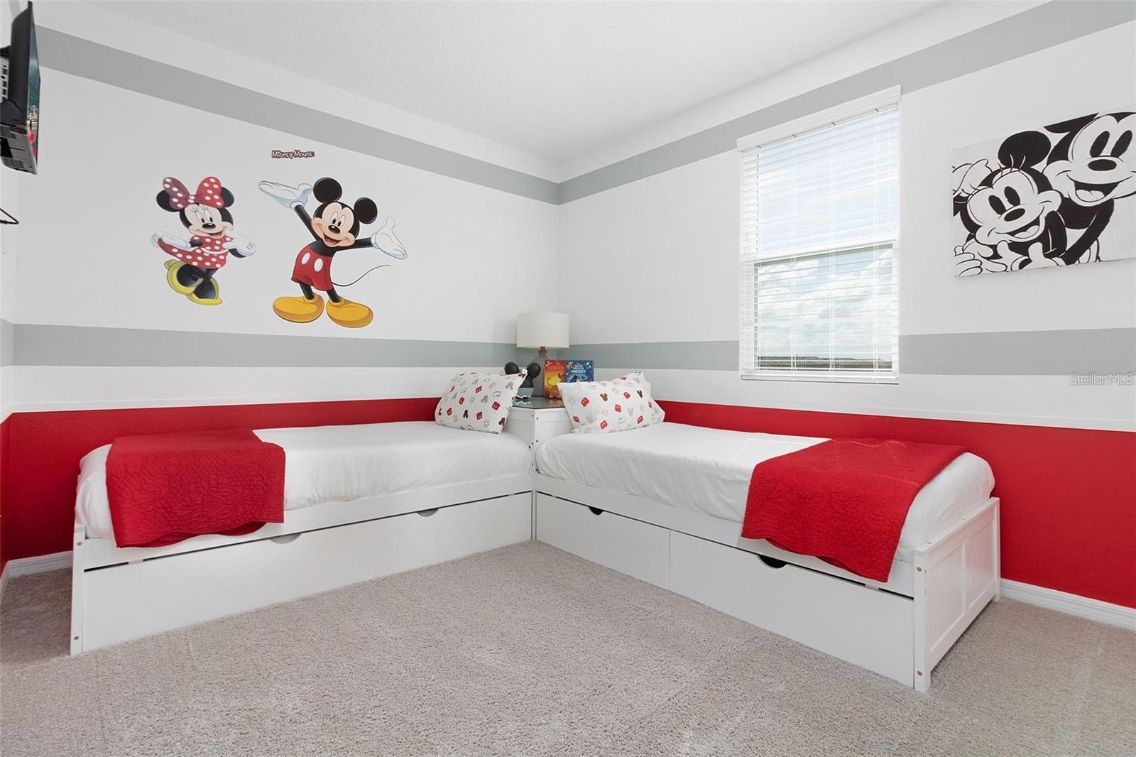 8904 CAROLINE BAY CT, KISSIMMEE, FL, 34747