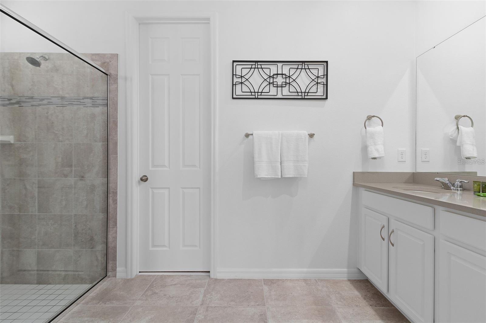 8904 CAROLINE BAY CT, KISSIMMEE, FL, 34747