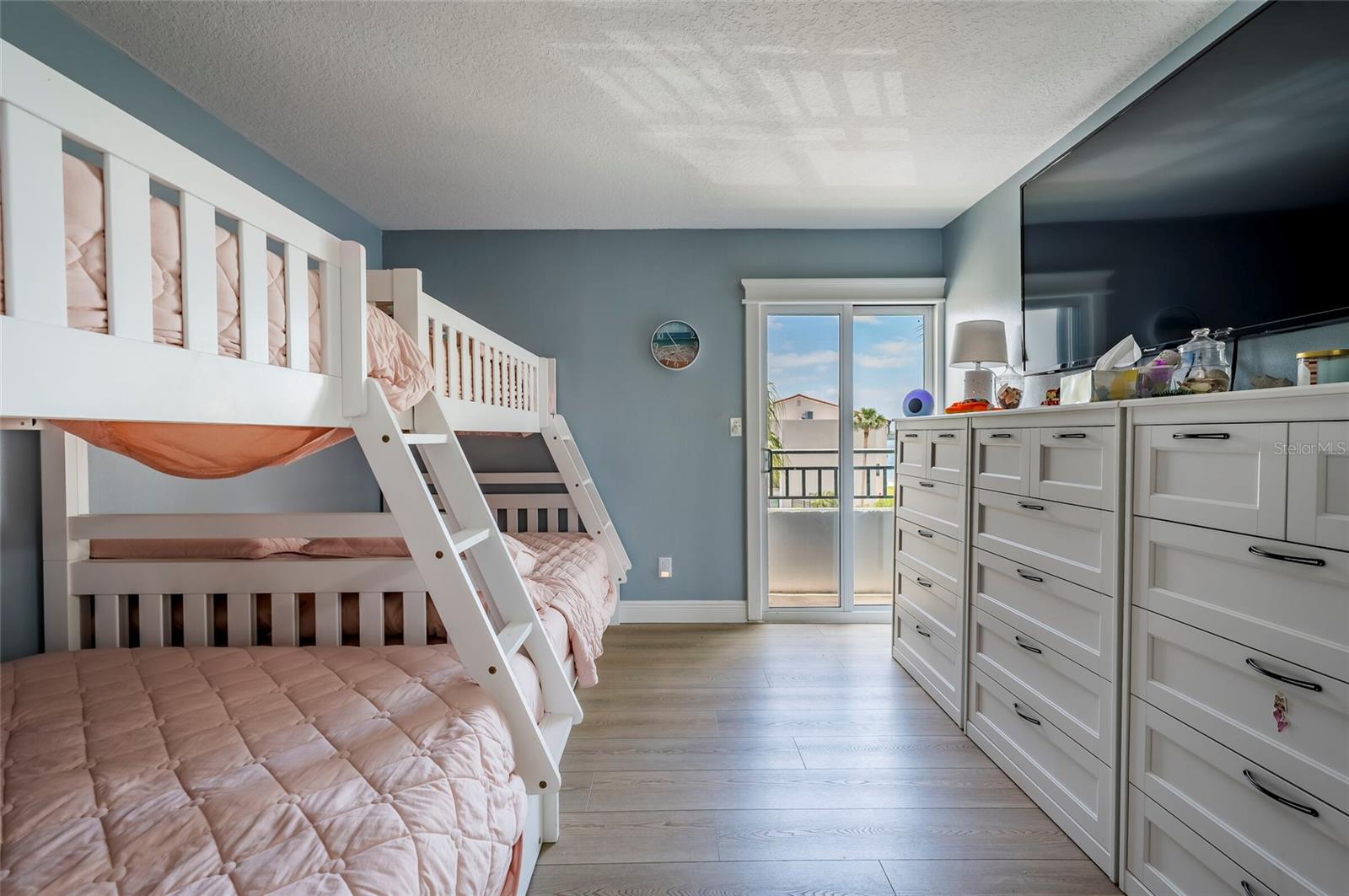 855 BAYWAY BLVD #308, CLEARWATER BEACH, FL, 33767