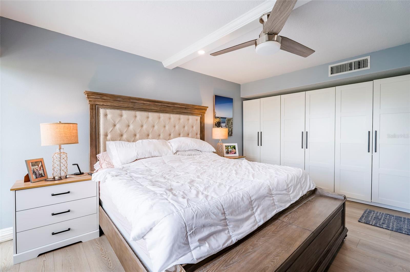 855 BAYWAY BLVD #308, CLEARWATER BEACH, FL, 33767