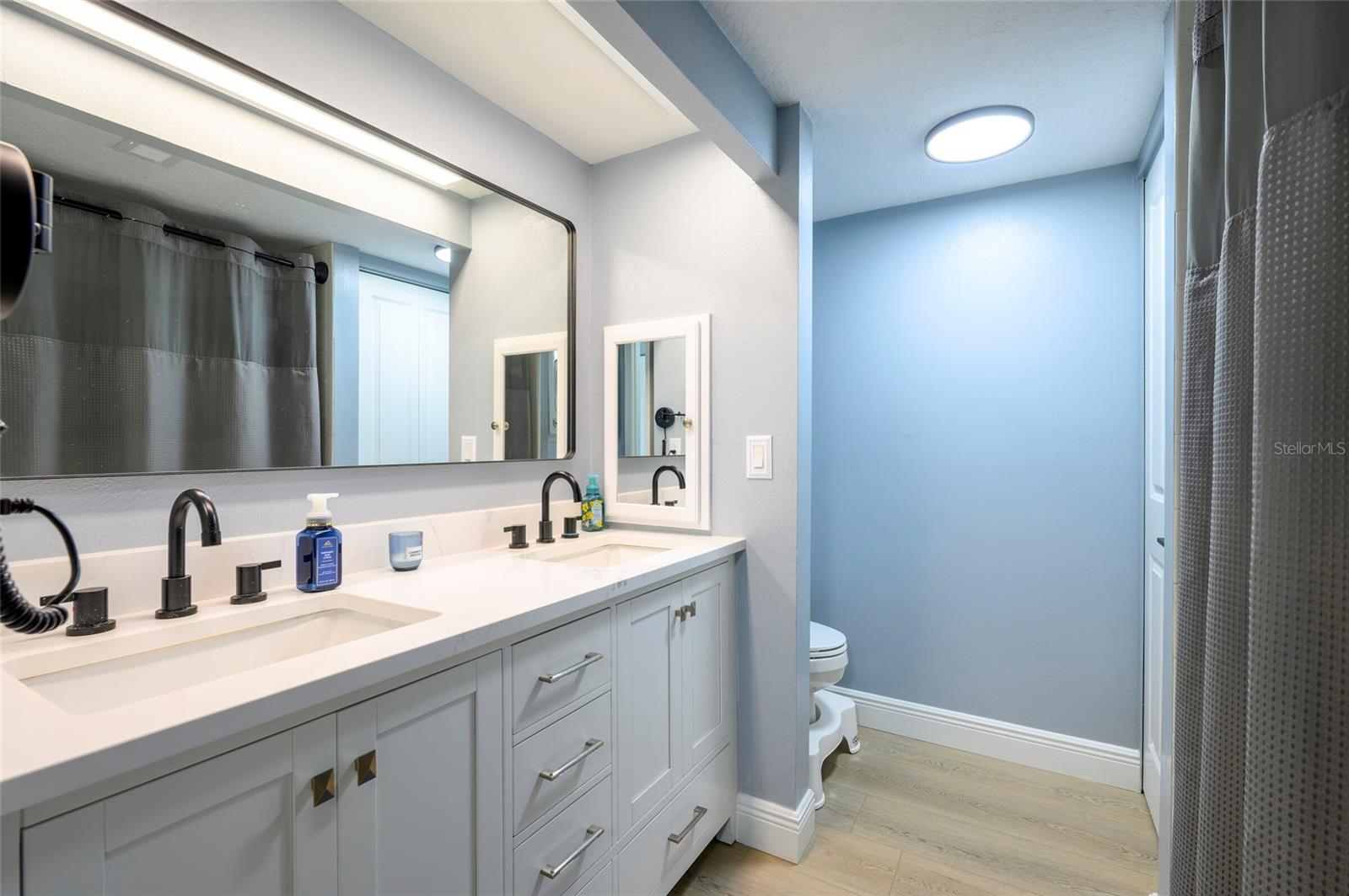 855 BAYWAY BLVD #308, CLEARWATER BEACH, FL, 33767