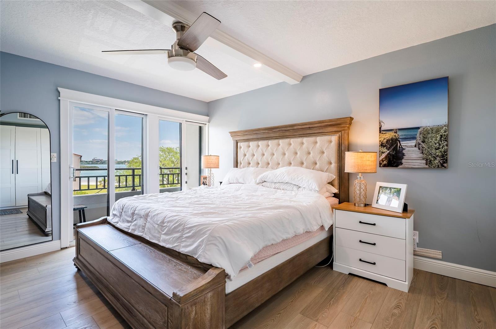 855 BAYWAY BLVD #308, CLEARWATER BEACH, FL, 33767