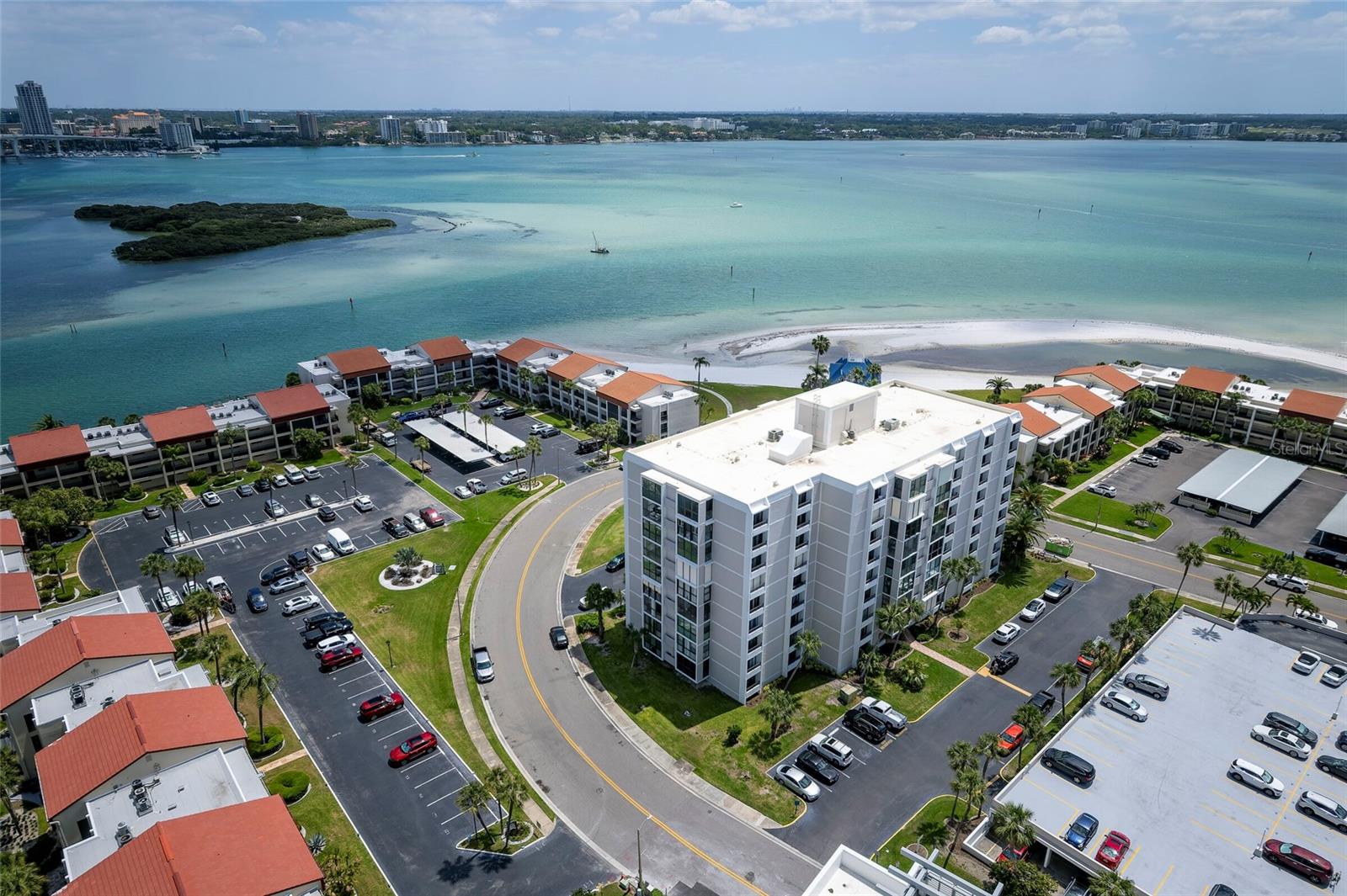 855 BAYWAY BLVD #308, CLEARWATER BEACH, FL, 33767