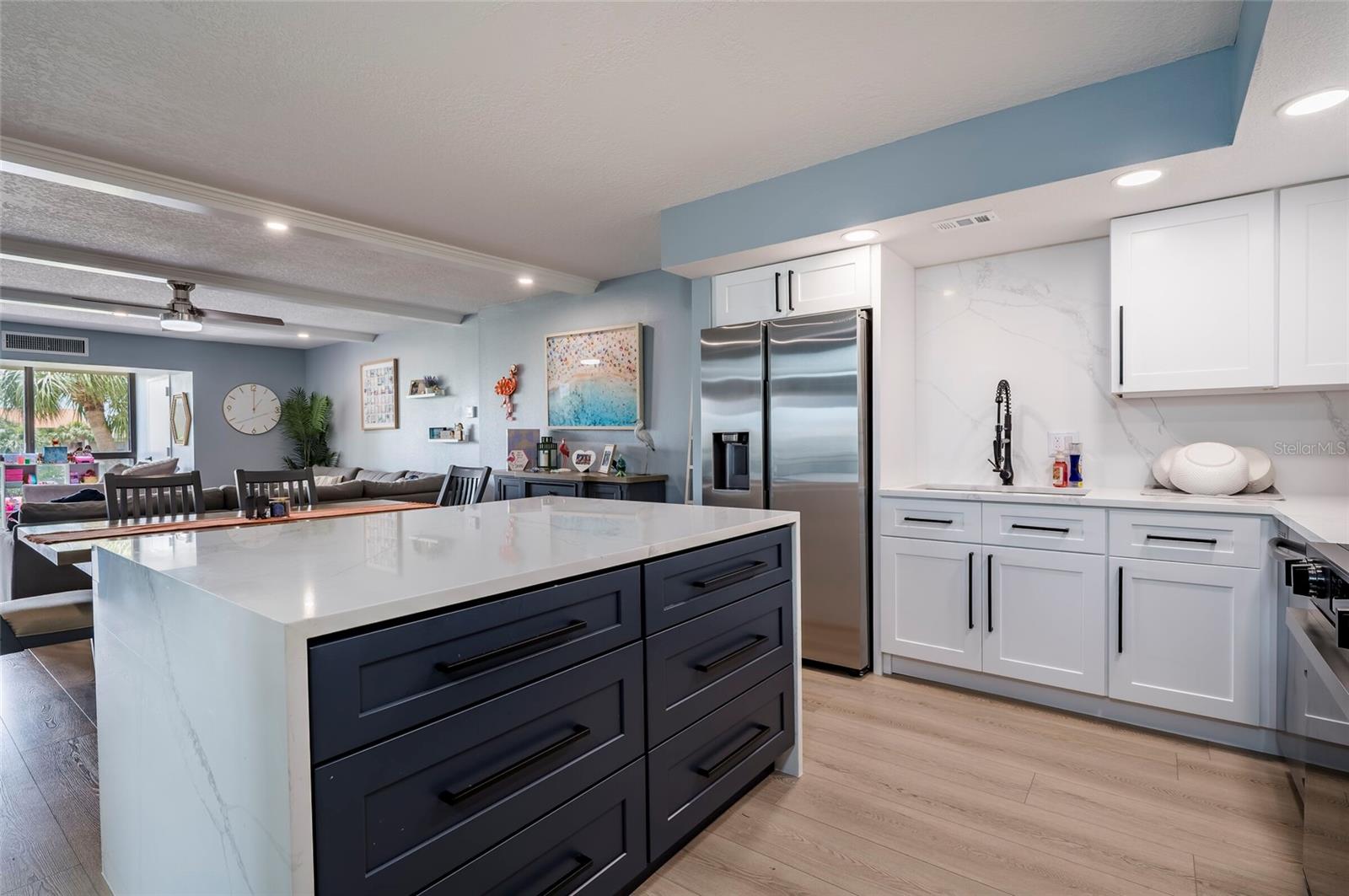 855 BAYWAY BLVD #308, CLEARWATER BEACH, FL, 33767