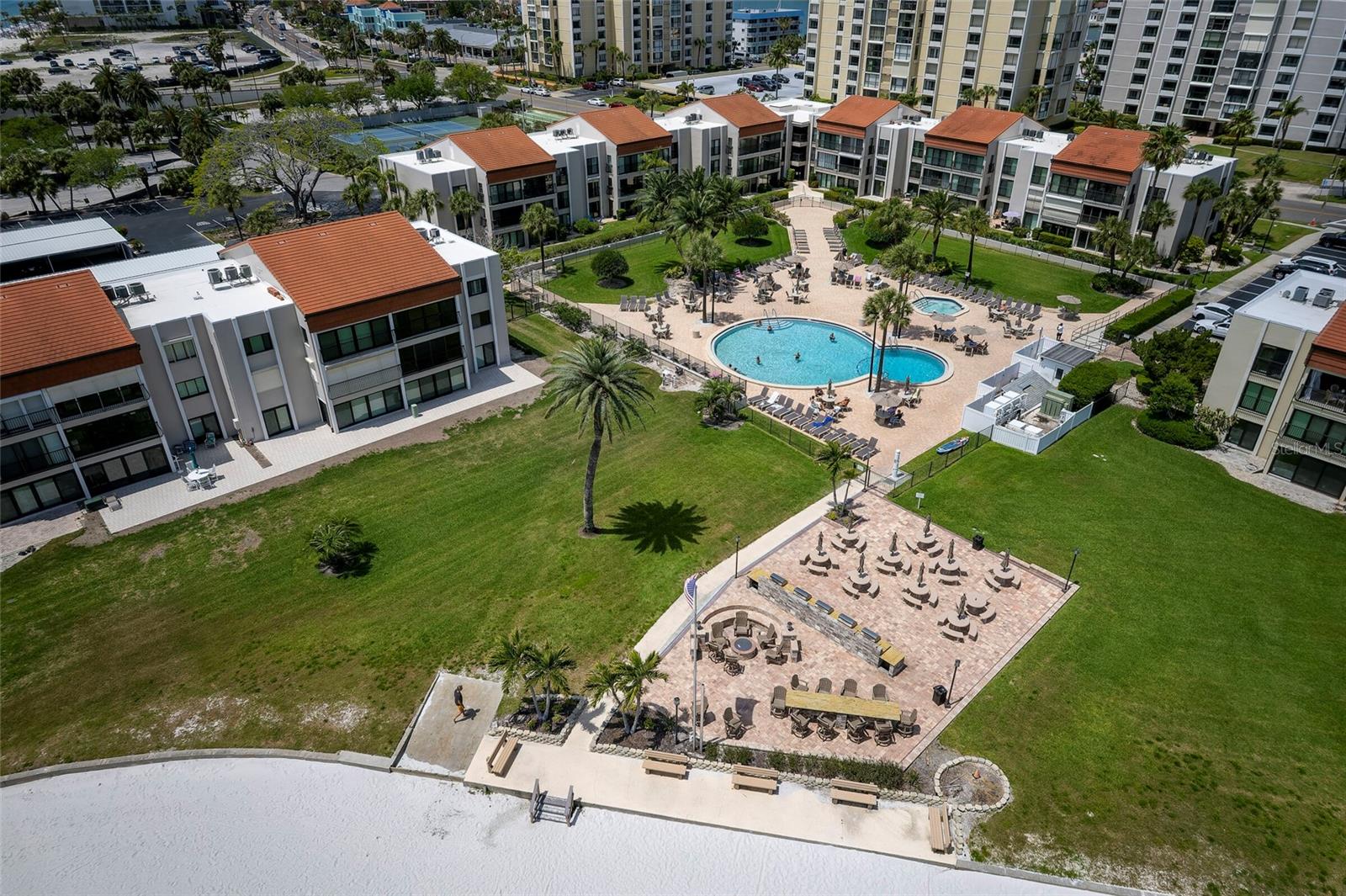 855 BAYWAY BLVD #308, CLEARWATER BEACH, FL, 33767