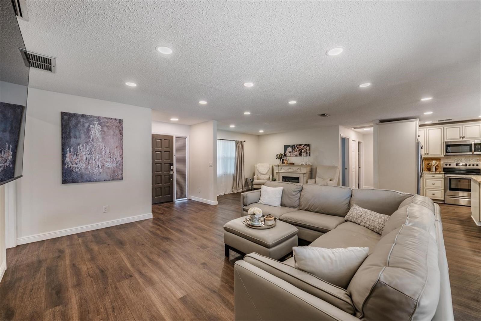 3643 FAIRWAY FOREST CIR, PALM HARBOR, FL, 34685