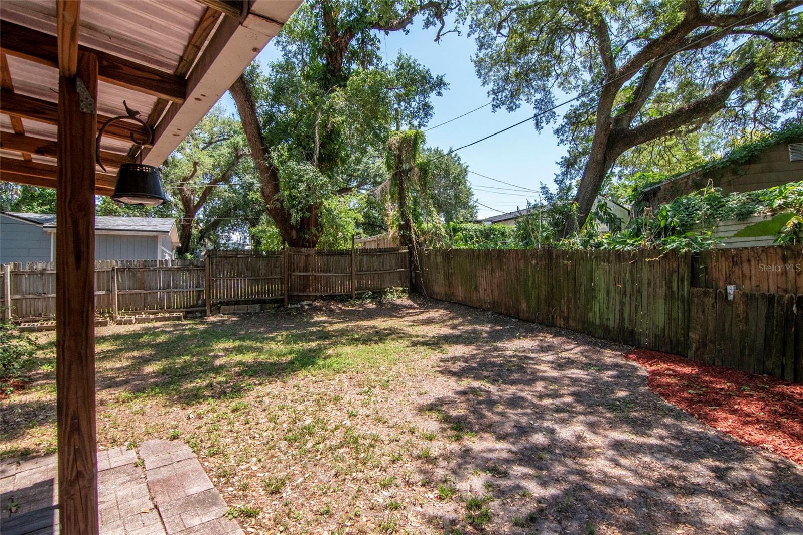 2101 E HOWELL ST, TAMPA, FL, 33610
