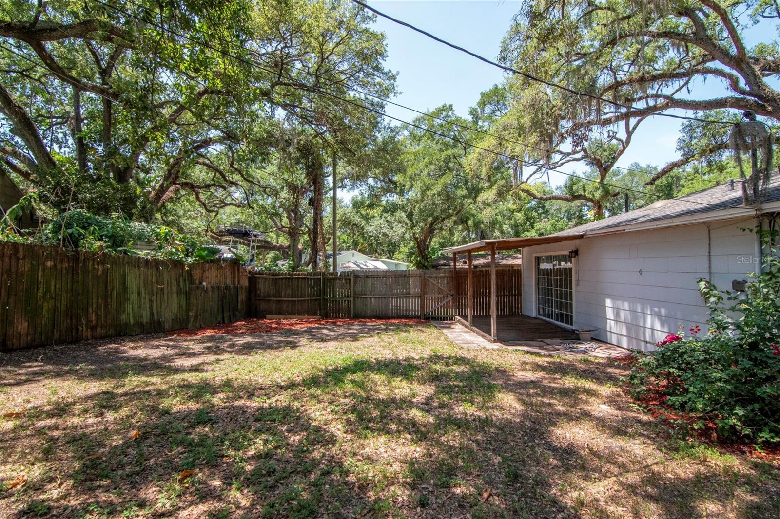 2101 E HOWELL ST, TAMPA, FL, 33610