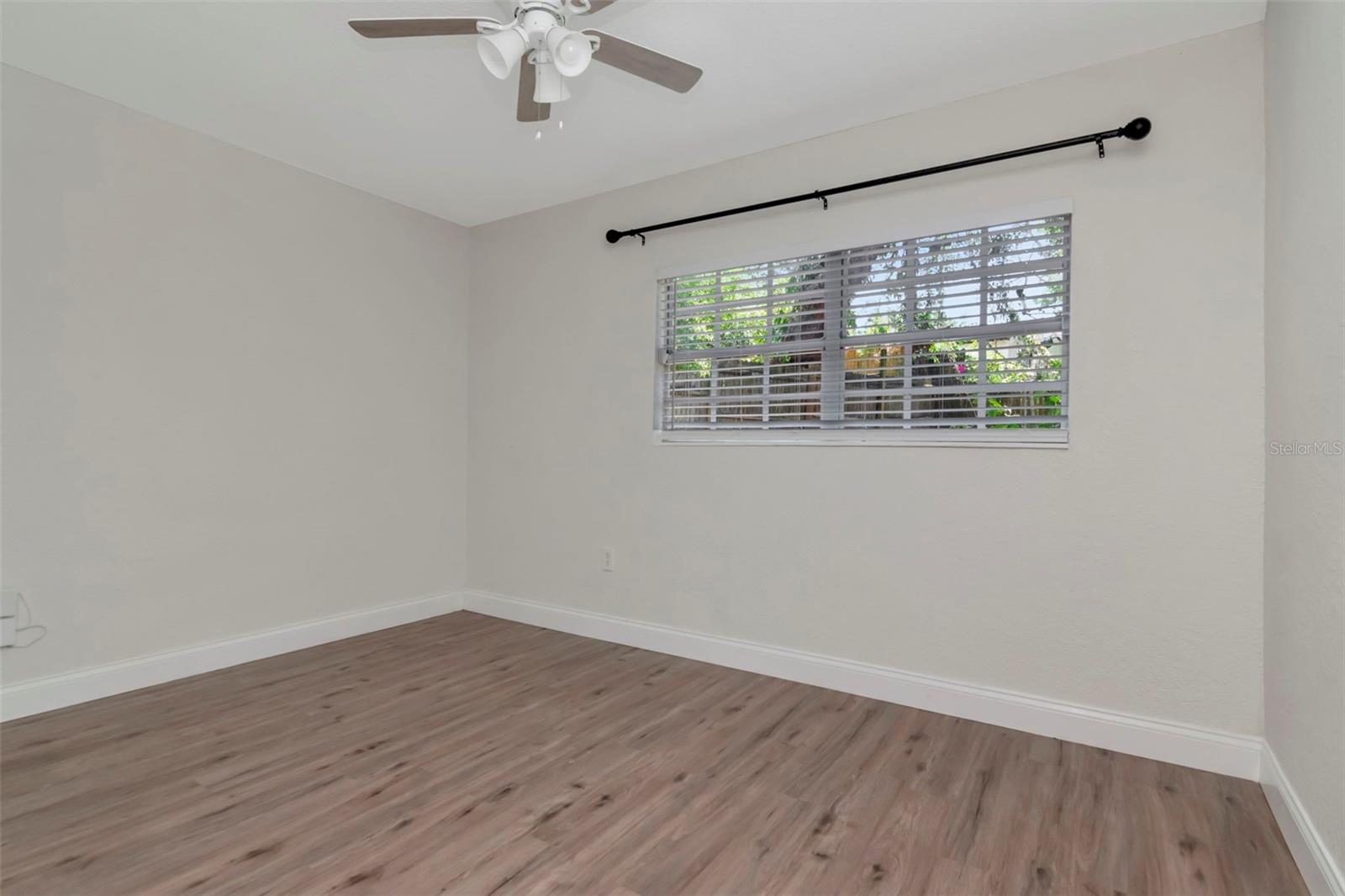 2101 E HOWELL ST, TAMPA, FL, 33610
