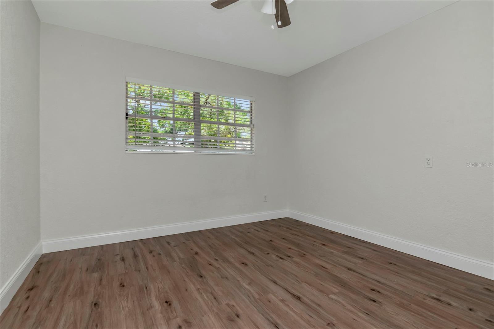 2101 E HOWELL ST, TAMPA, FL, 33610