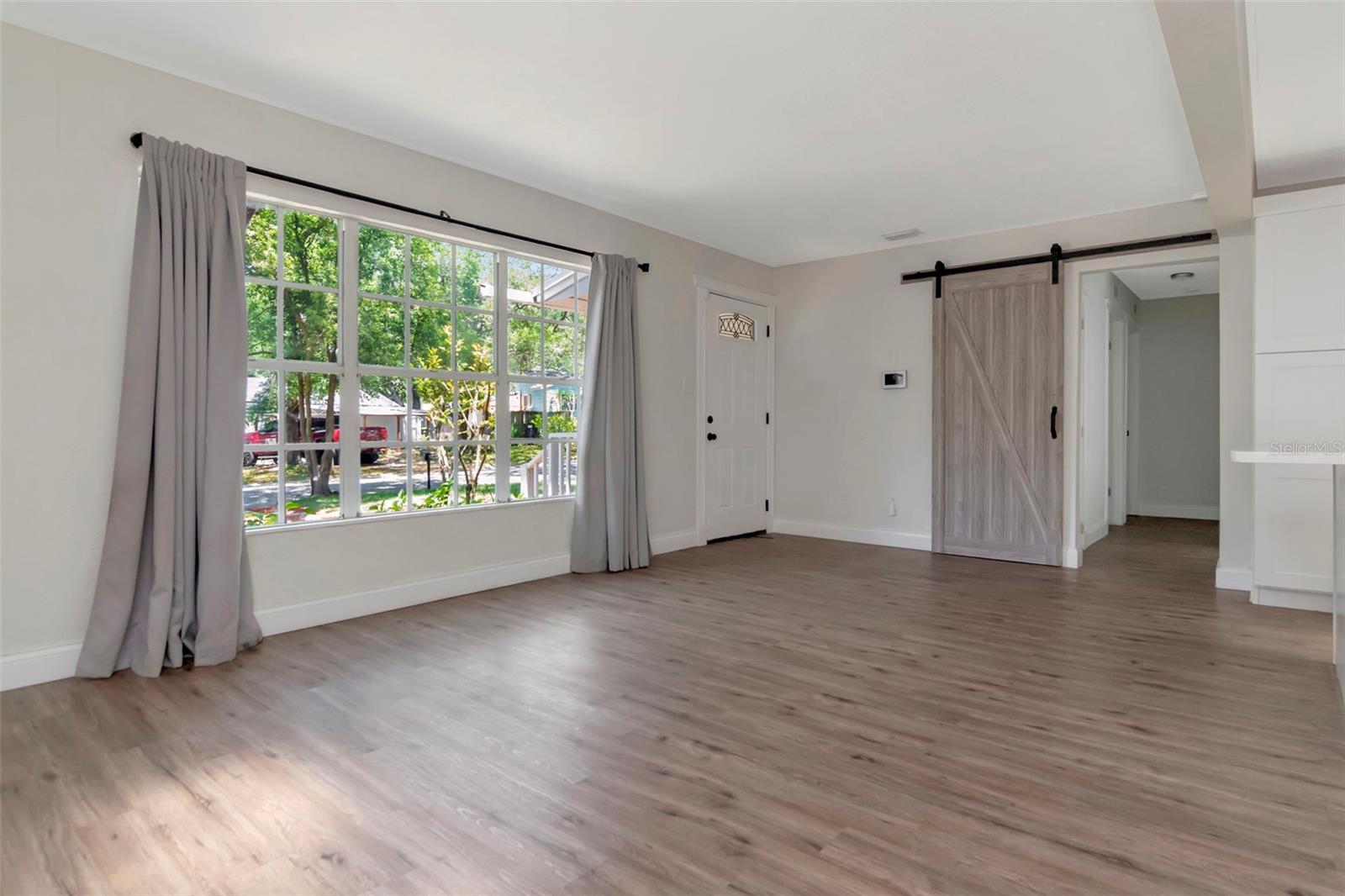 2101 E HOWELL ST, TAMPA, FL, 33610