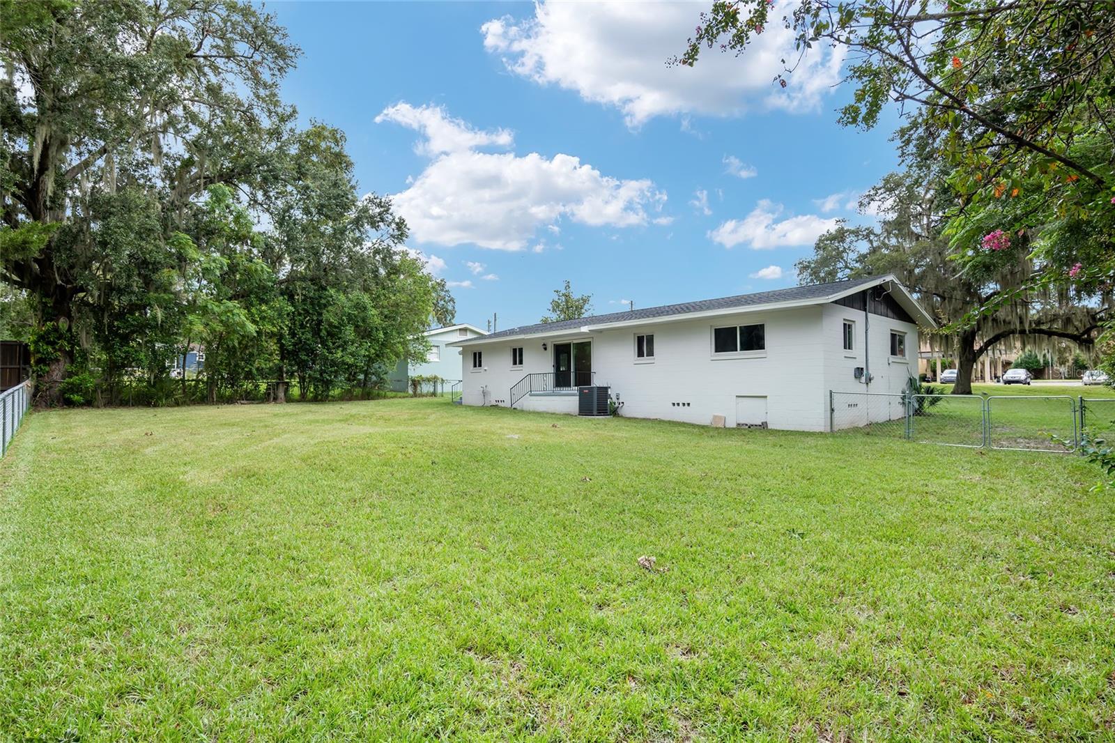 1846 SE LAKE WEIR AVE, OCALA, FL, 34471