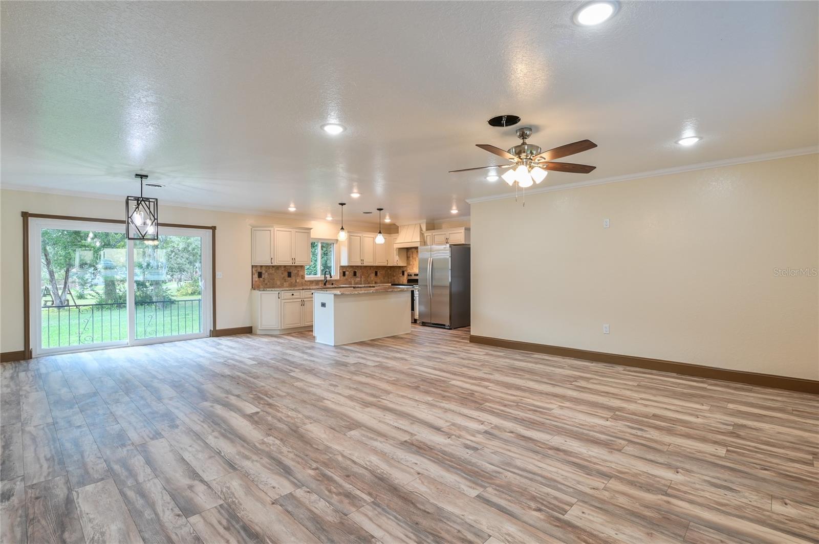 1846 SE LAKE WEIR AVE, OCALA, FL, 34471