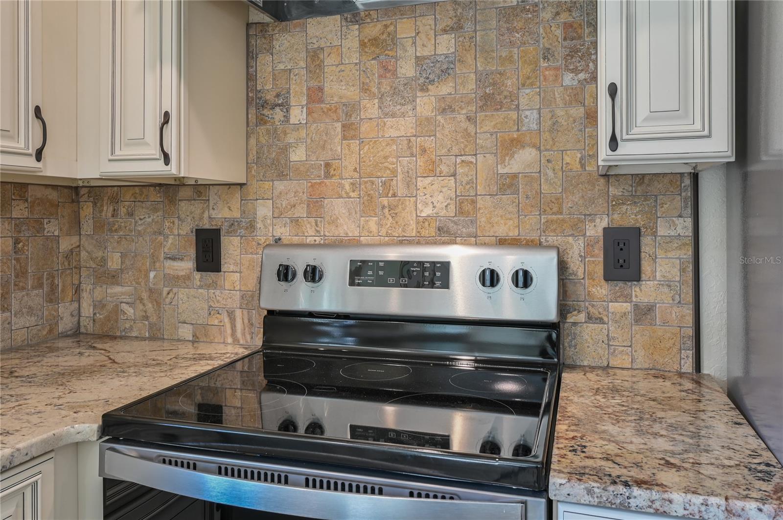 1846 SE LAKE WEIR AVE, OCALA, FL, 34471