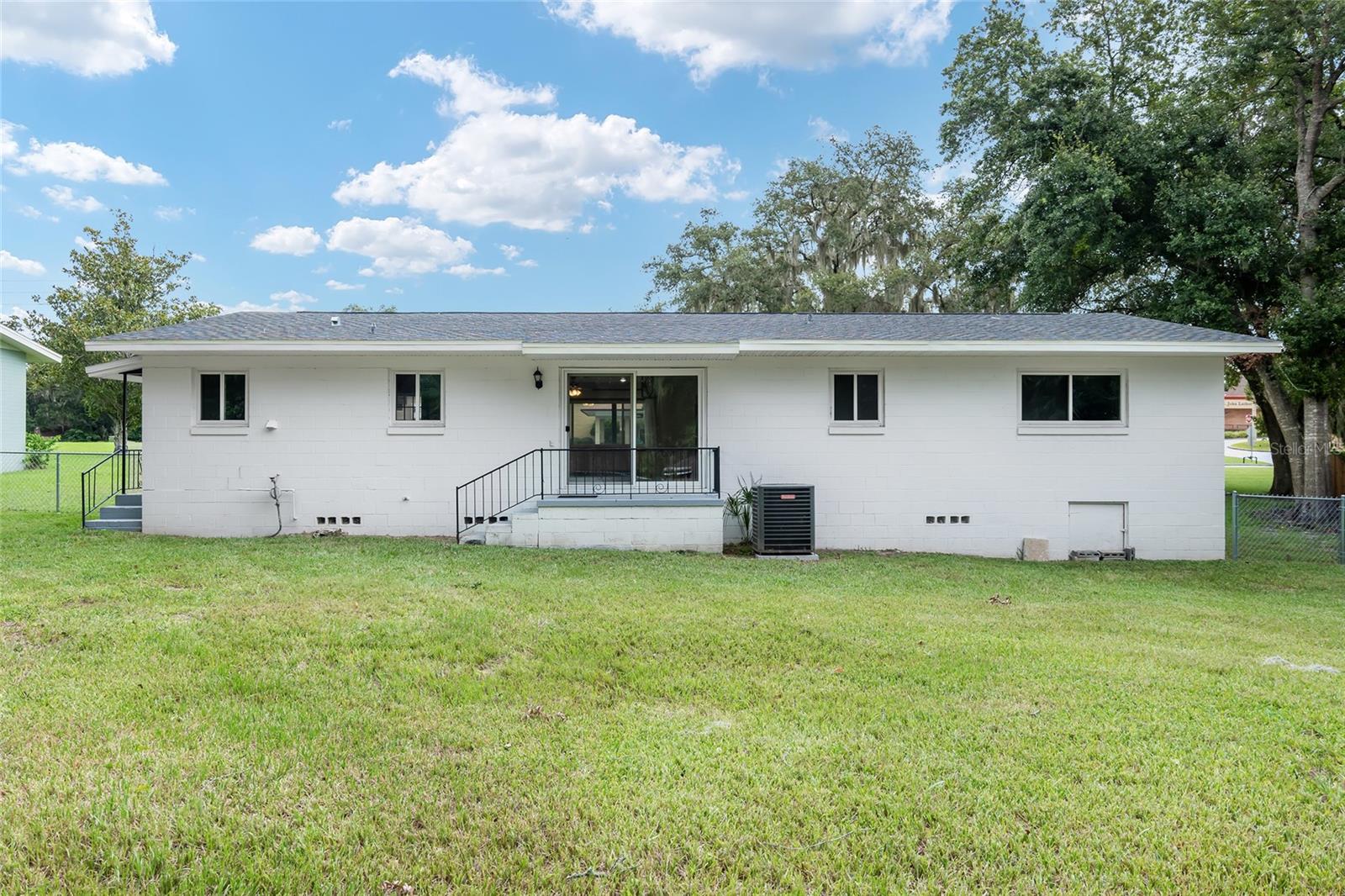 1846 SE LAKE WEIR AVE, OCALA, FL, 34471