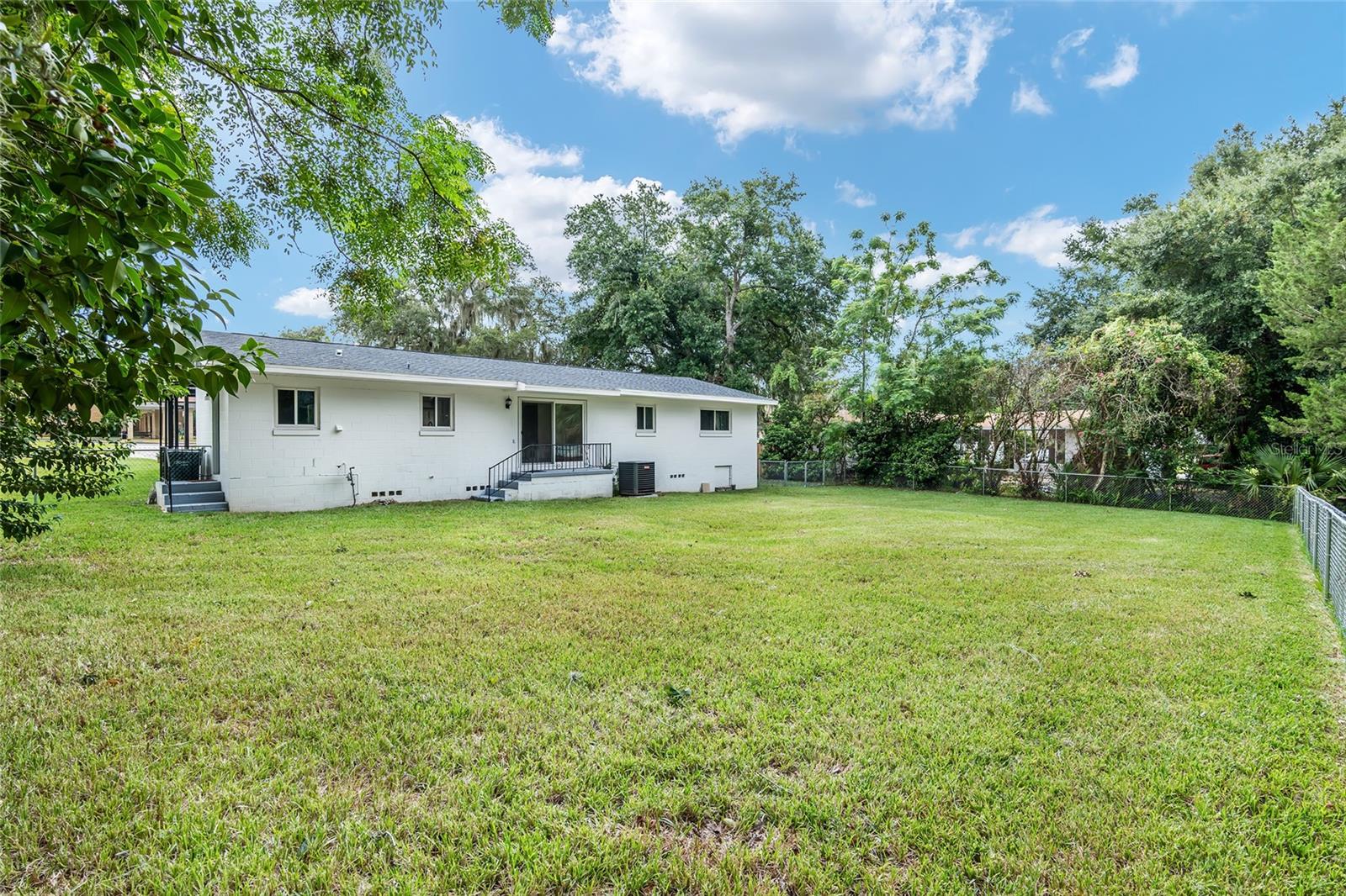 1846 SE LAKE WEIR AVE, OCALA, FL, 34471