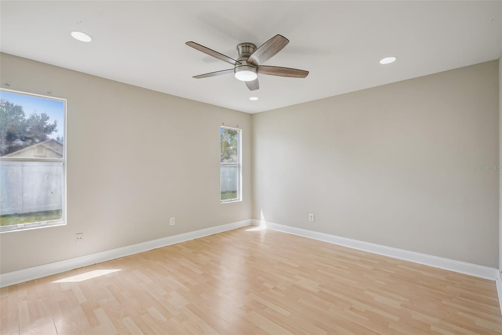 108 EDGEWATER CIR, SANFORD, FL, 32773