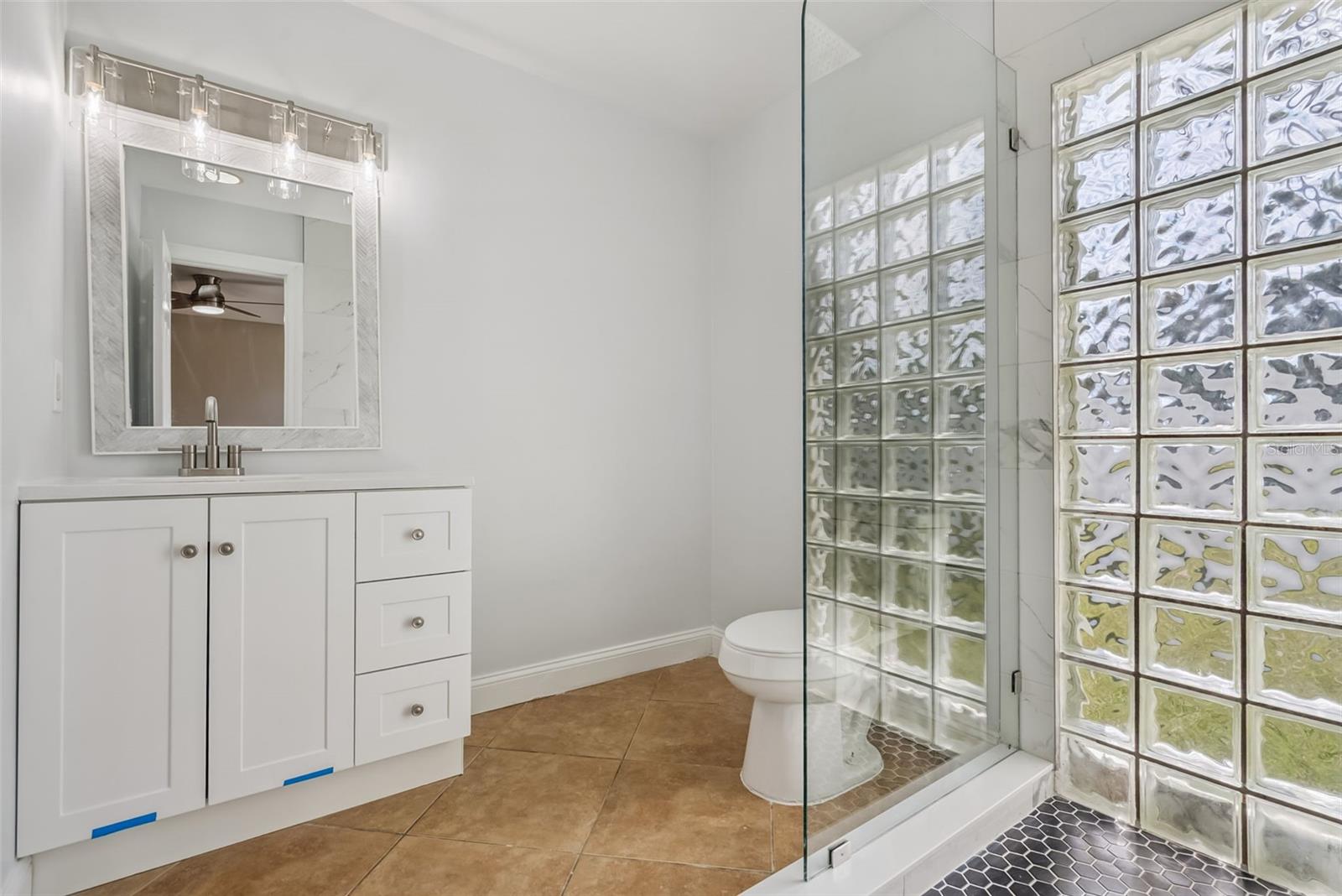 108 EDGEWATER CIR, SANFORD, FL, 32773