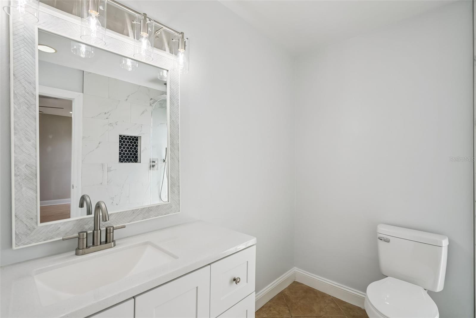 108 EDGEWATER CIR, SANFORD, FL, 32773