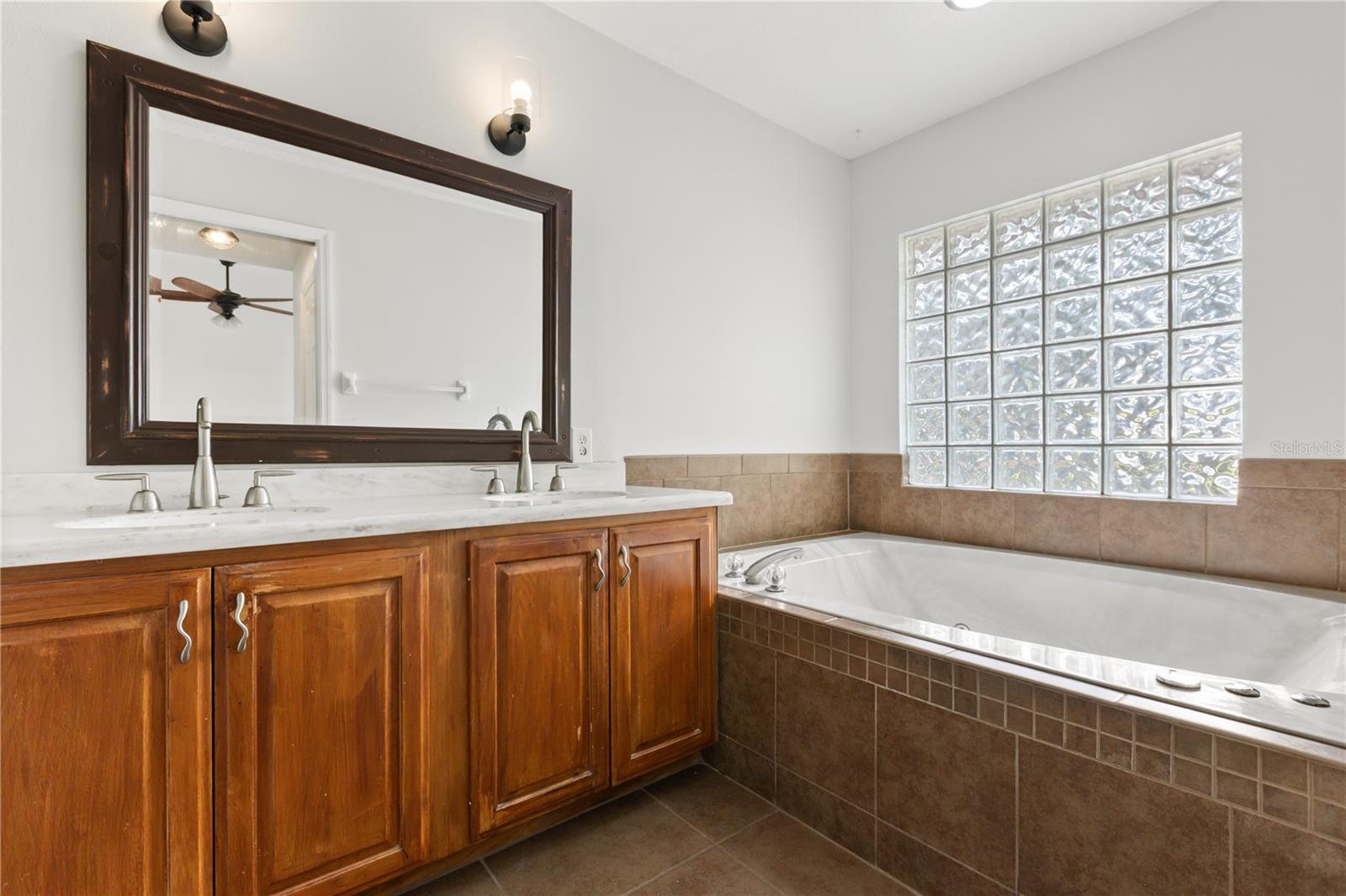 11415 TUSCARORA LN, MINNEOLA, FL, 34715