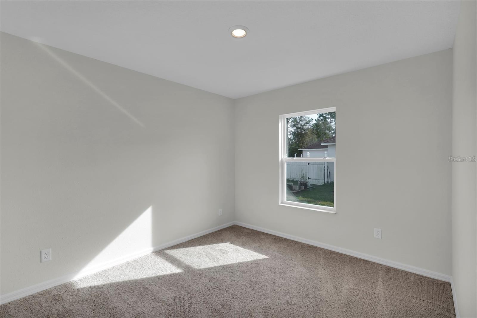 2 PRINCE ERIC LN, PALM COAST, FL, 32164