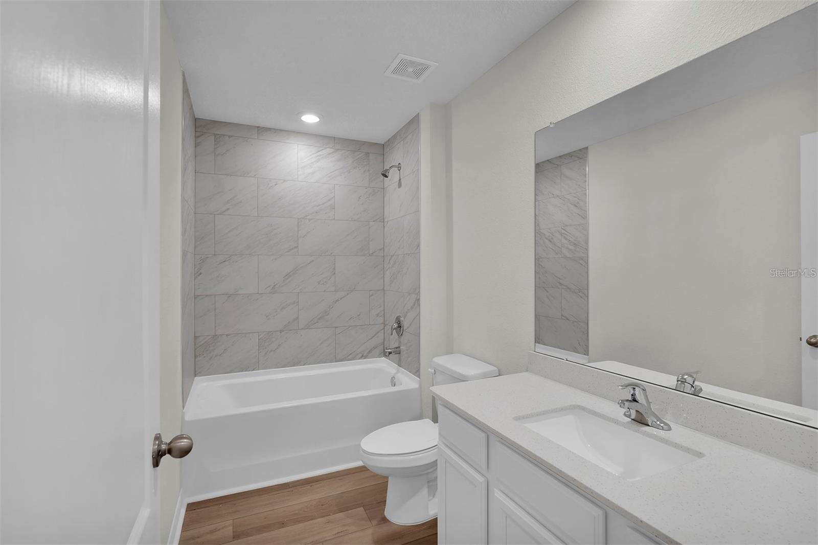 2 PRINCE ERIC LN, PALM COAST, FL, 32164