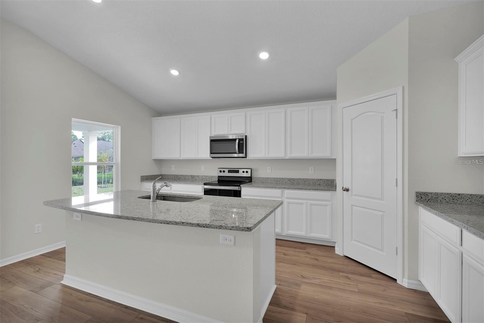 2 PRINCE ERIC LN, PALM COAST, FL, 32164