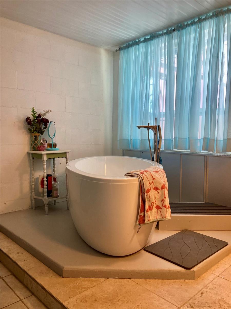 232 DARST AVE, PUNTA GORDA, FL, 33950