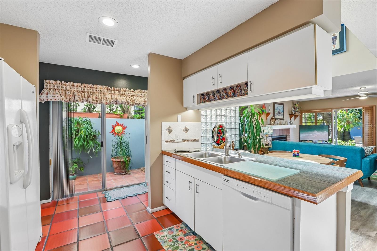 3308 W SANTIAGO ST #A, TAMPA, FL, 33629