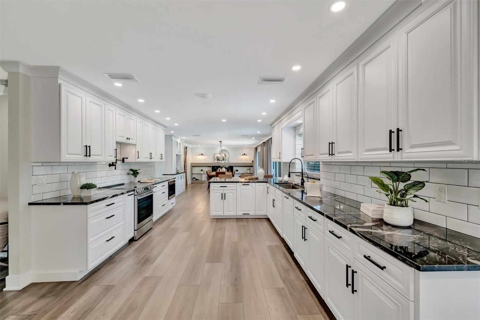 5841 106TH TER N, PINELLAS PARK, FL, 33782