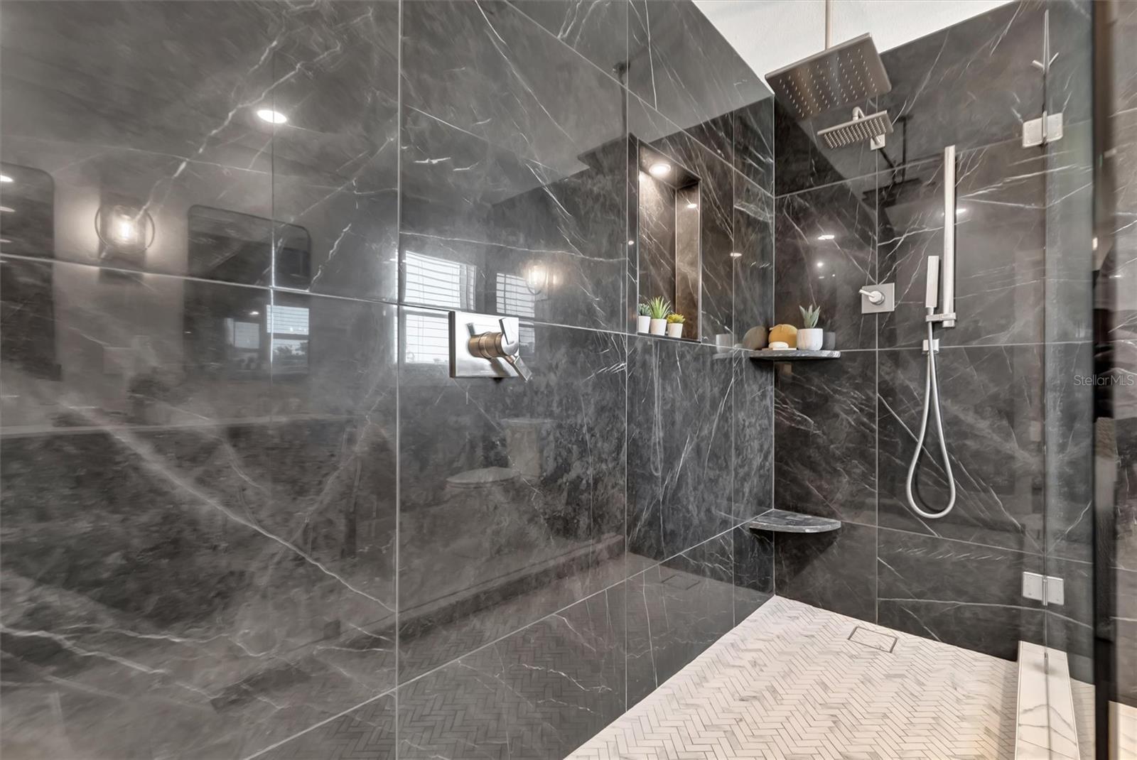 5841 106TH TER N, PINELLAS PARK, FL, 33782