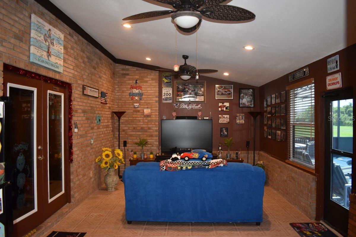 2220 EMPEROR DR, KISSIMMEE, FL, 34744