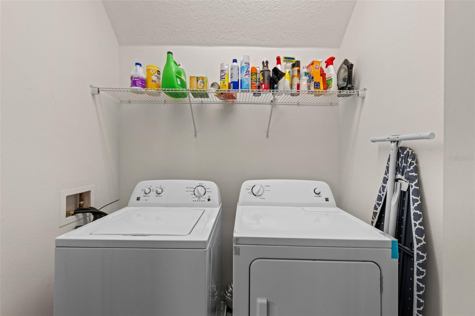 978 E 10TH ST, APOPKA, FL, 32703