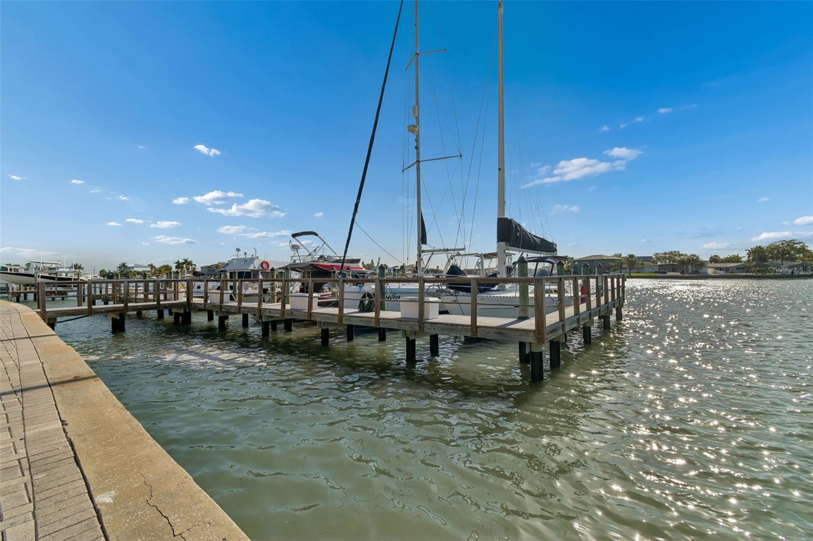 2307 BAY BLVD, INDIAN ROCKS BEACH, FL, 33785