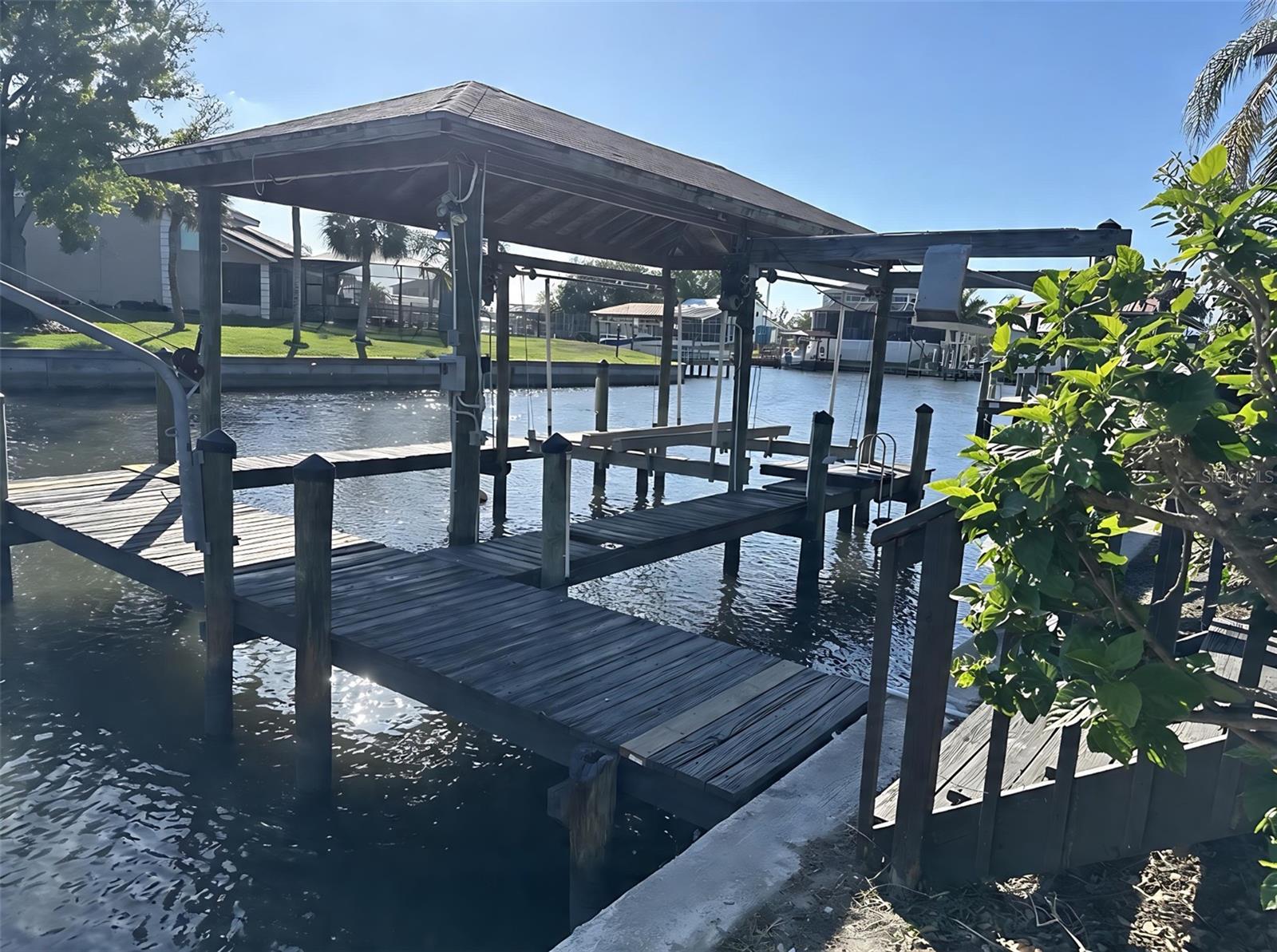 710 EAGLE LN, APOLLO BEACH, FL, 33572