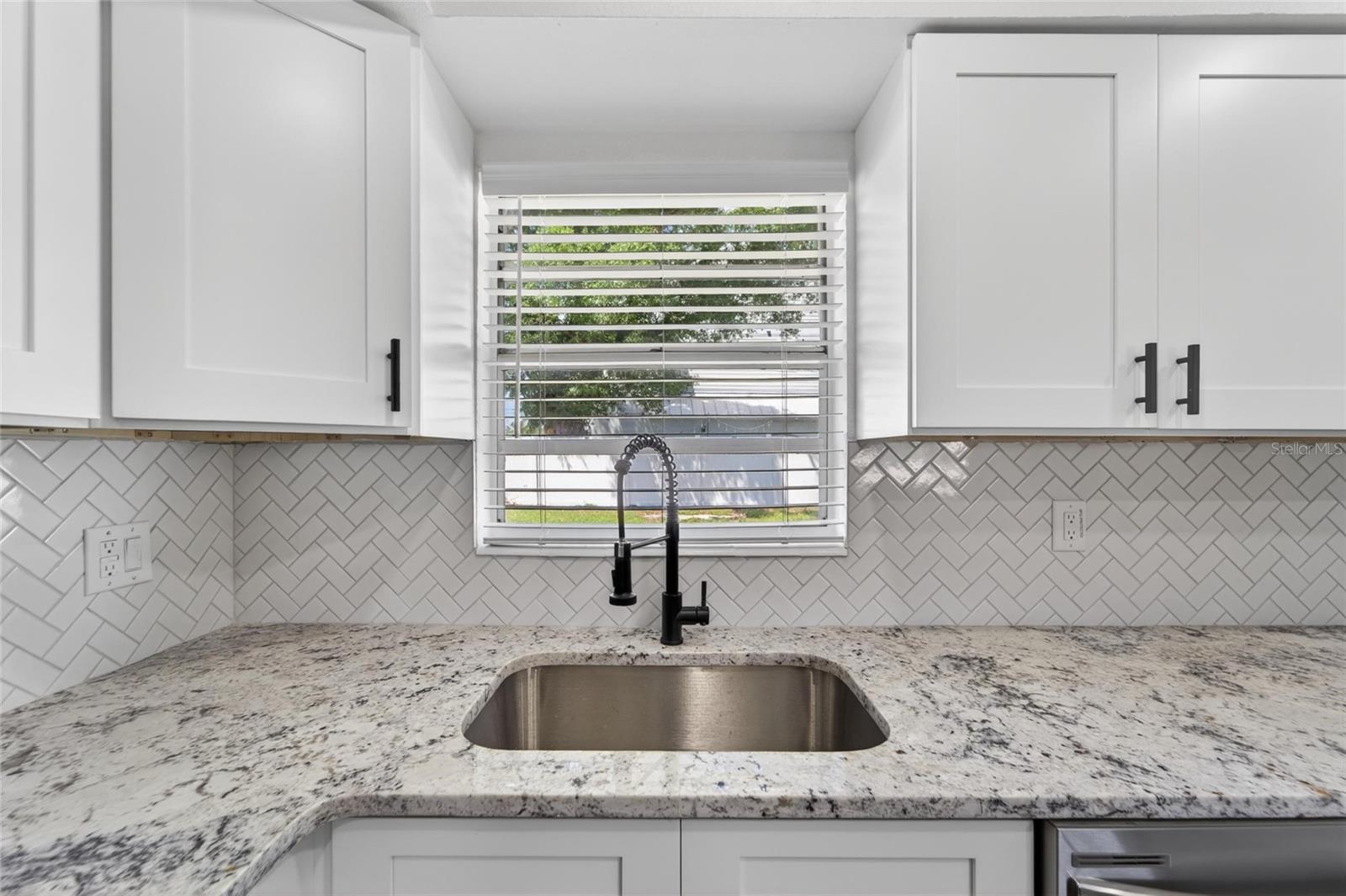 314 COUNTRY CLUB DR, OLDSMAR, FL, 34677