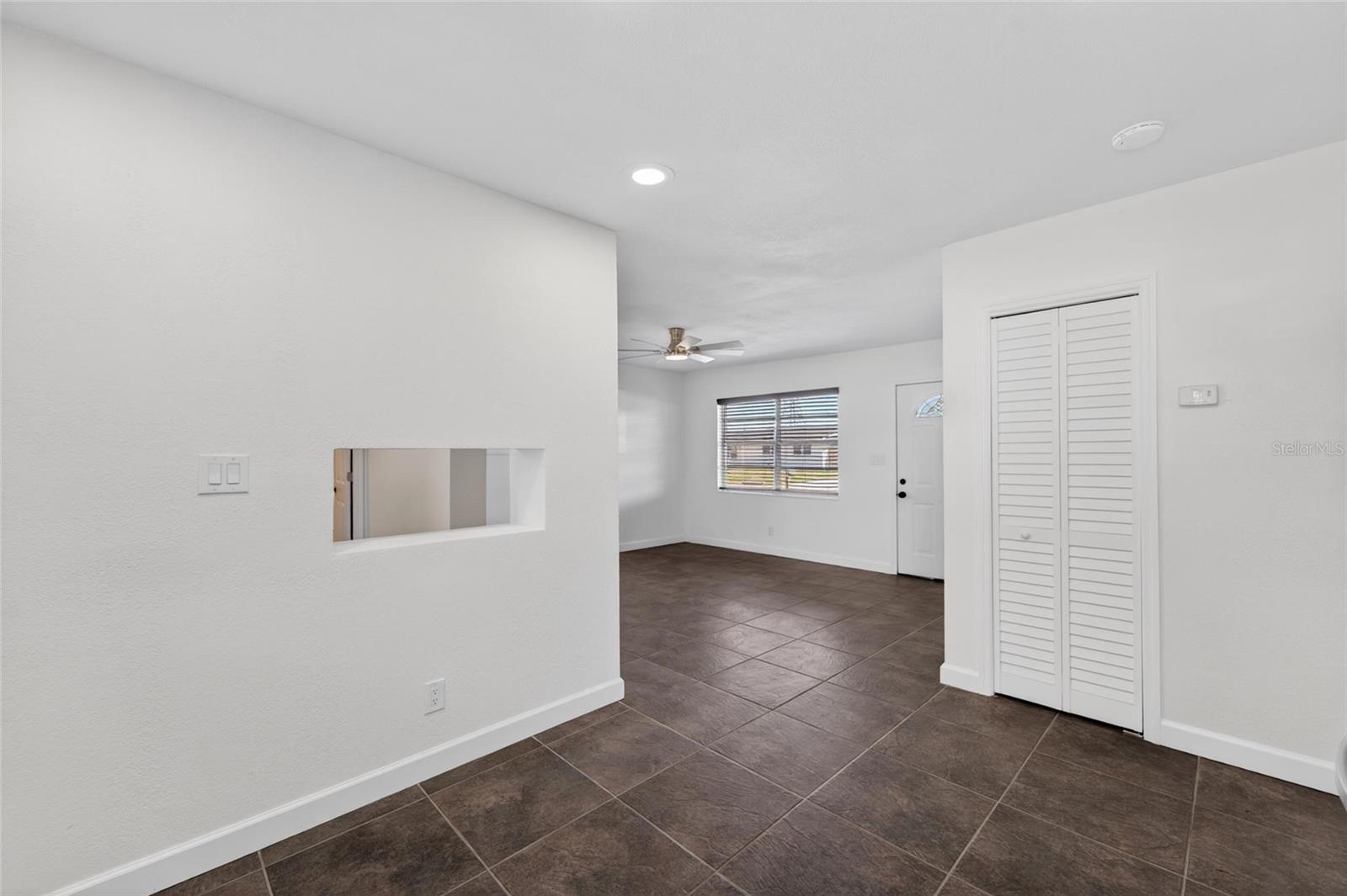 314 COUNTRY CLUB DR, OLDSMAR, FL, 34677