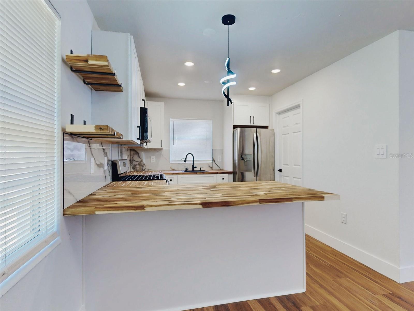 410 INWOOD AVE, NEW SMYRNA BEACH, FL, 32168