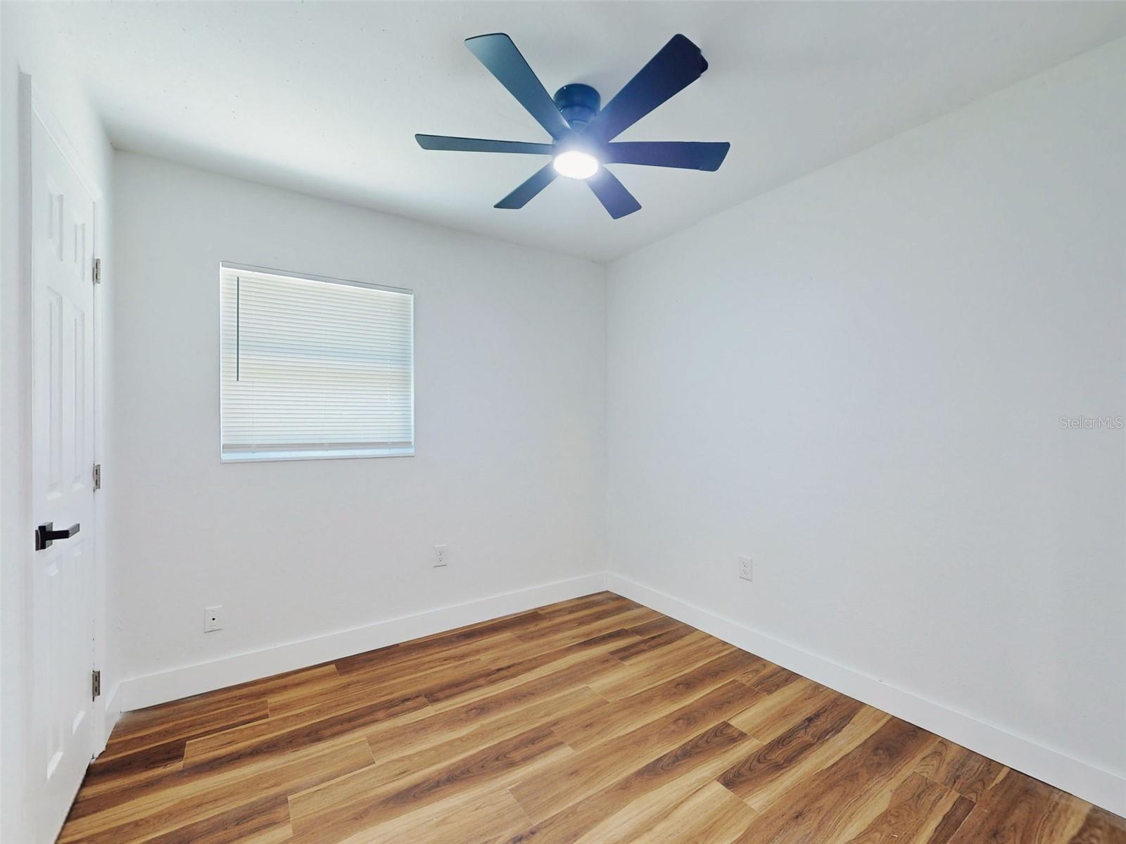 410 INWOOD AVE, NEW SMYRNA BEACH, FL, 32168